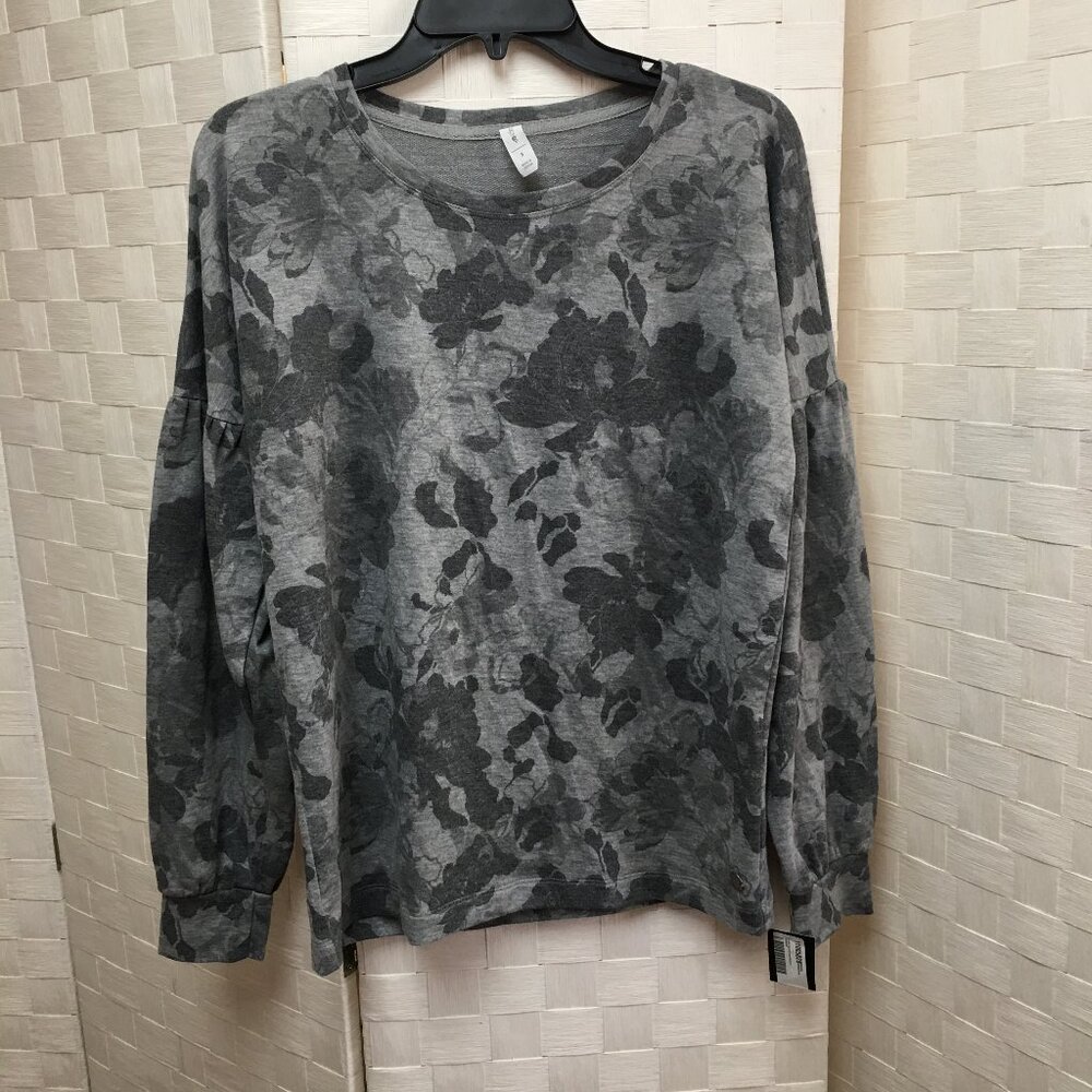NWT ideology gray black floral long sleeve top sweatshirt activewear size small